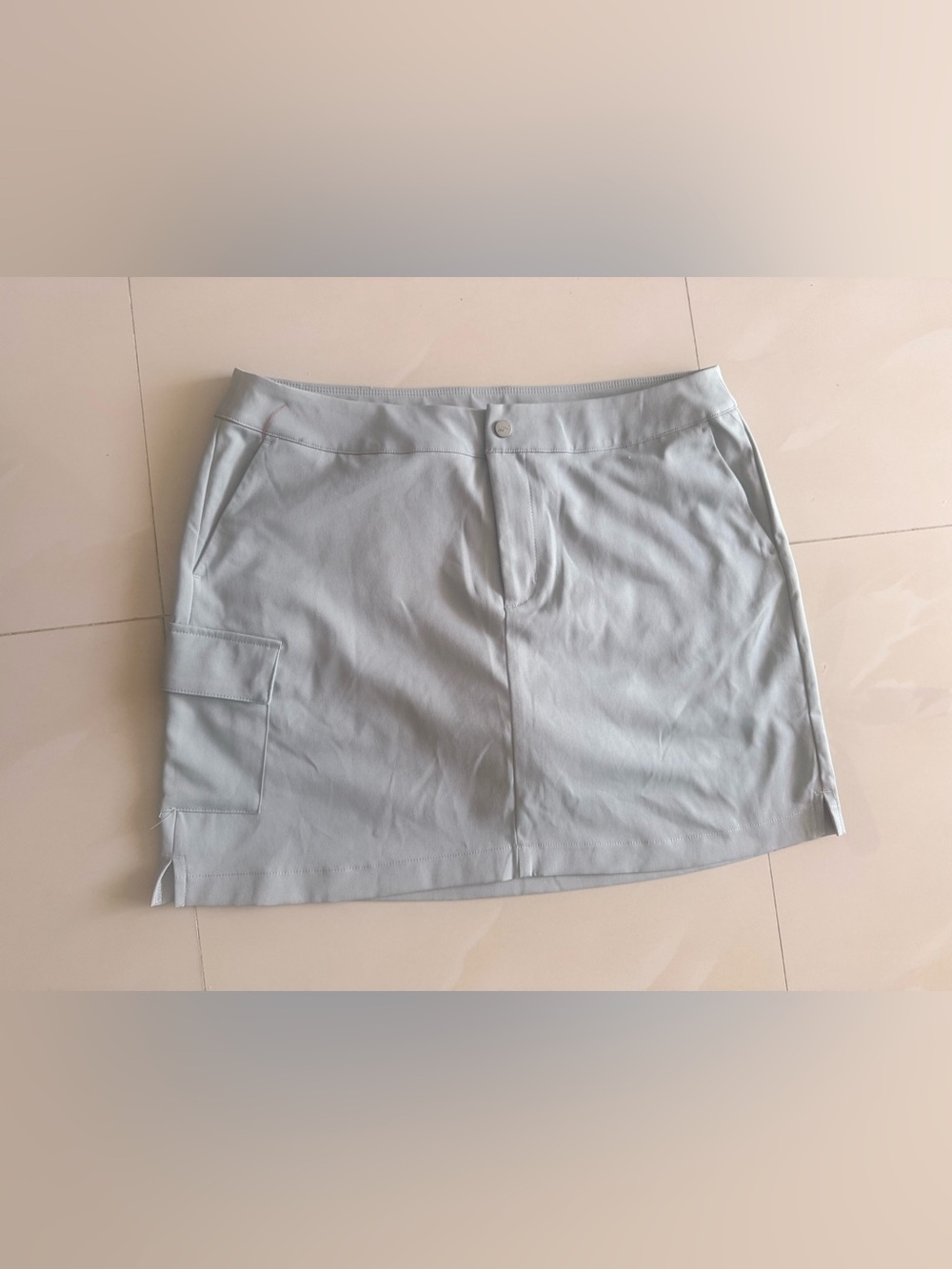 Greg Norman Collection Light Gray Mini Skort with Cargo Pocket size 14 sporty